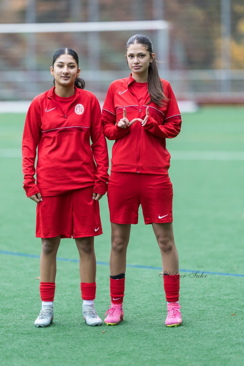 Bild 66 - wCJ VfL Pinneberg - Eimsbuettler TV : Ergebnis: 0:3